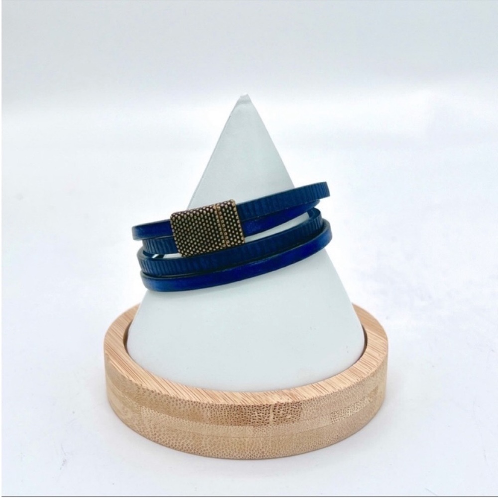 Navy Leather Strappy Magnet Wrap Bracelet